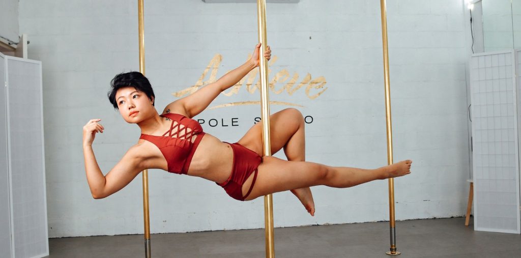 Pole Dancing Women